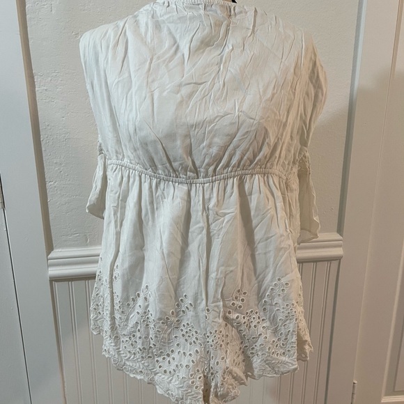 EUC American Eagle Outfitters Romper - Picture 2 of 8